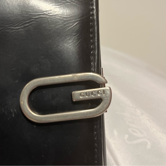 PRELOVED GUCCI
Vintage Leather Compact Wallet BLACK - Picture 4 of 8